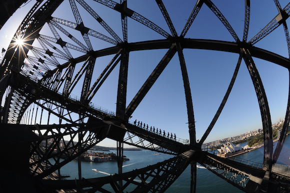 Escalando a Sydney Harbour Bridge (4)