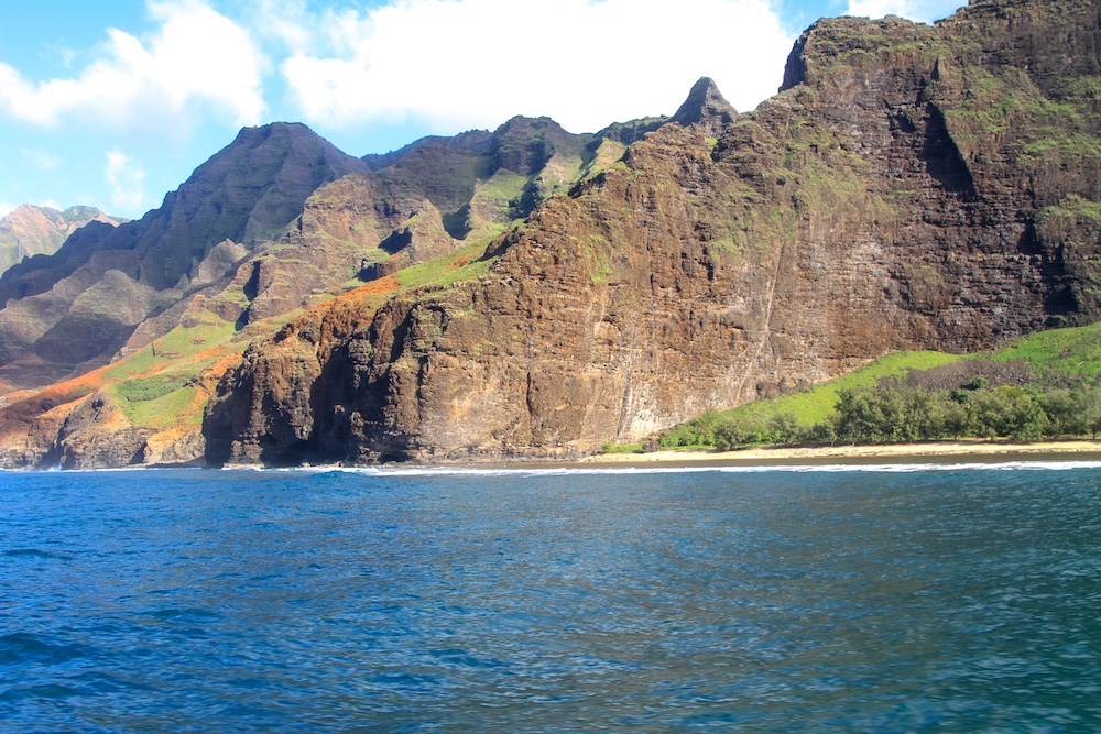 Passeio de barco pela Nā Pali Coast em Kauai