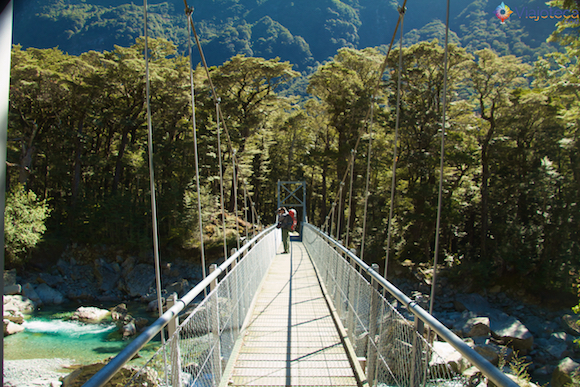 Ponte pênsil na Routeburn Track na Nova Zelândia