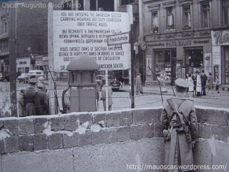Checkpoint Charlie (3)
