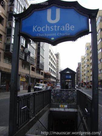 Checkpoint Charlie - Kochstrasse