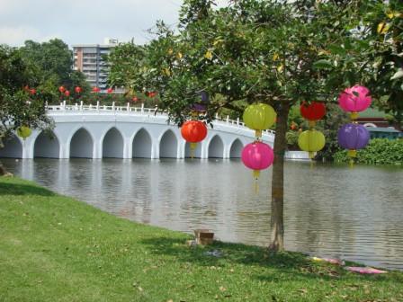 Ponte dos 13 arcos com Lanternas