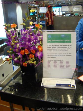 Singapore Airlines Check Inn